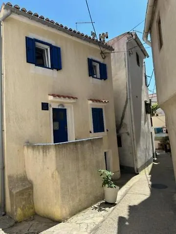 Carpe Diem Baska Apartment